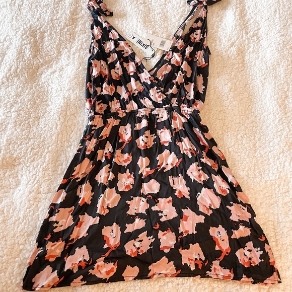 The Bikini Lab - black and pink multi beach coverup - NWT - size L - Picture 4 of 6